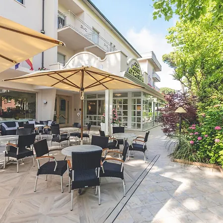Hotel Athena-2